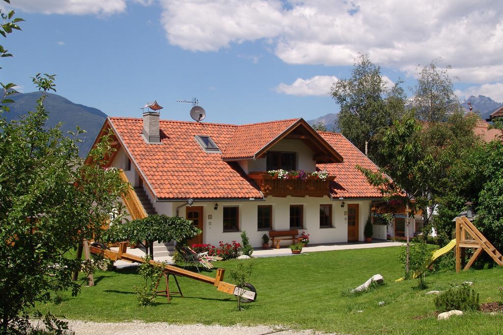 Oberlindnerhof Apartment San Lorenzo di Sebato Exterior photo