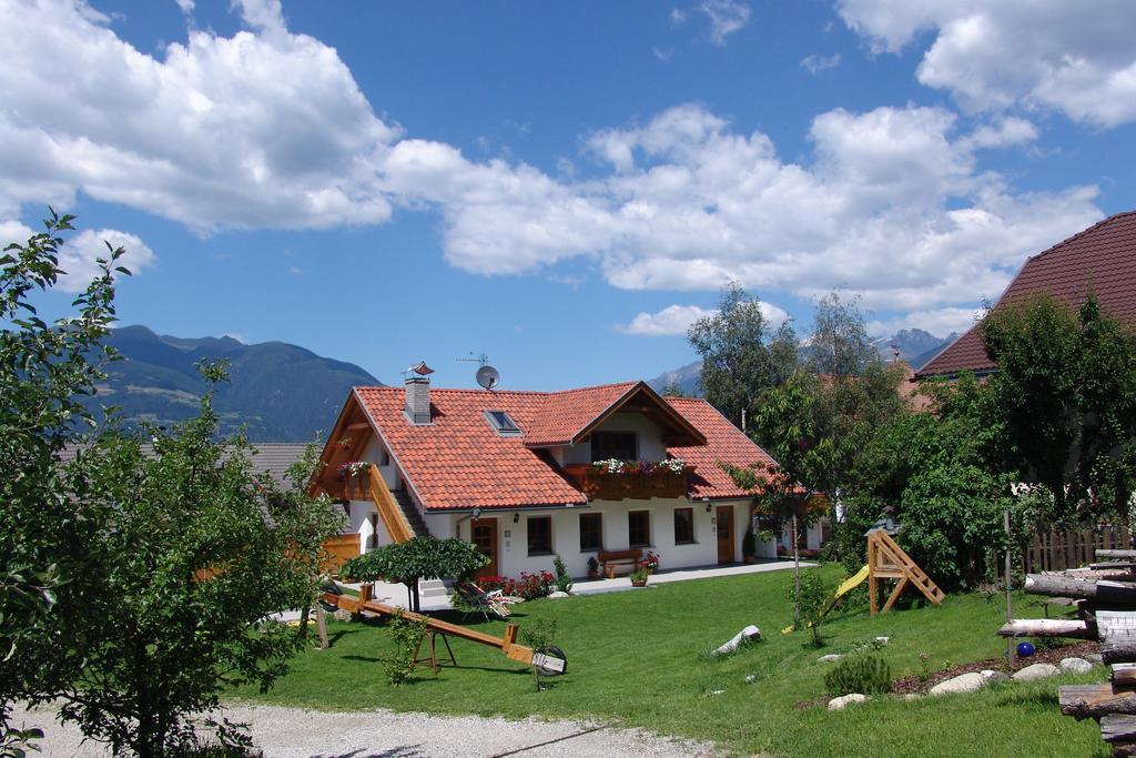 Oberlindnerhof Apartment San Lorenzo di Sebato Exterior photo