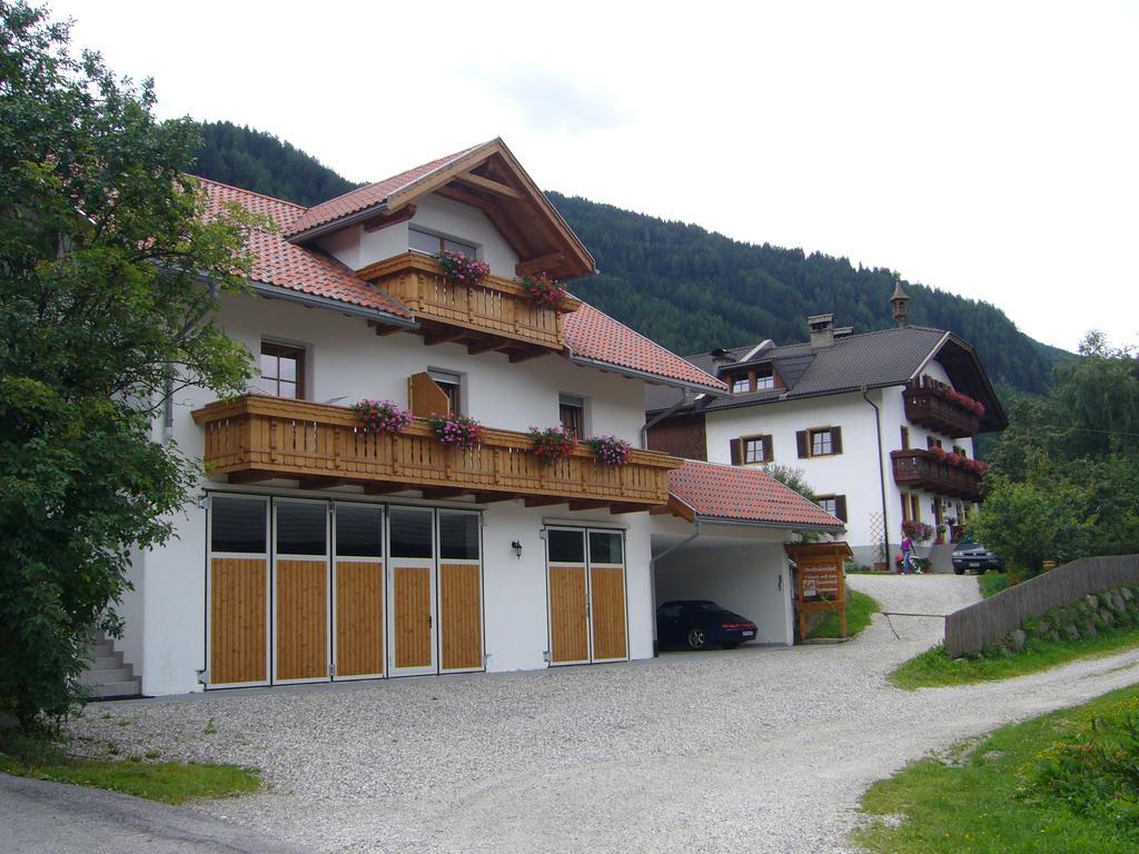 Oberlindnerhof Apartment San Lorenzo di Sebato Exterior photo